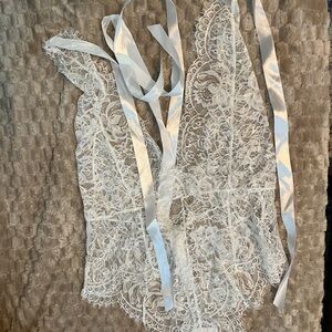Elegant White Lace Lingerie